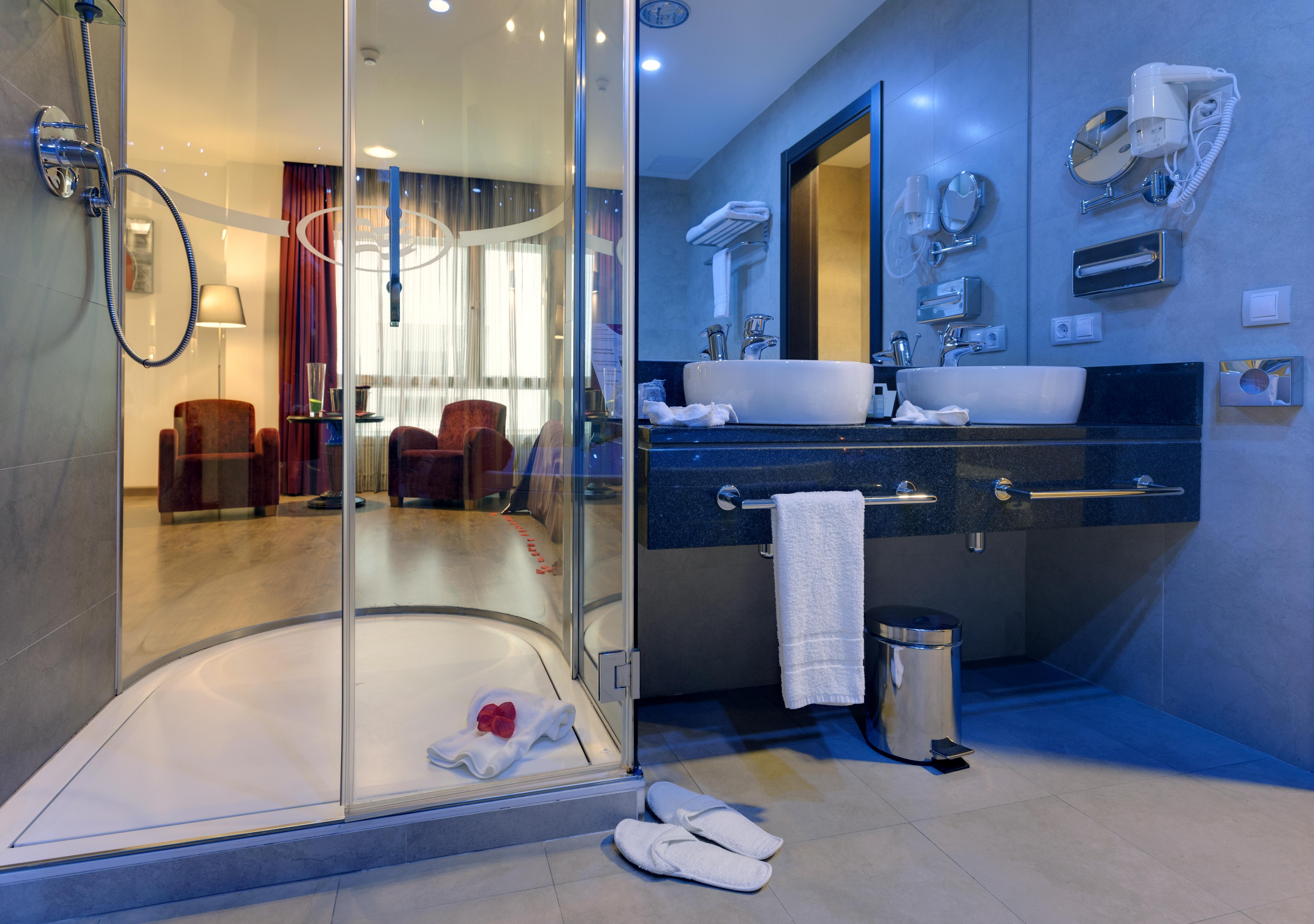 Hotel Crowne Plaza Madrid Airport Luaran gambar