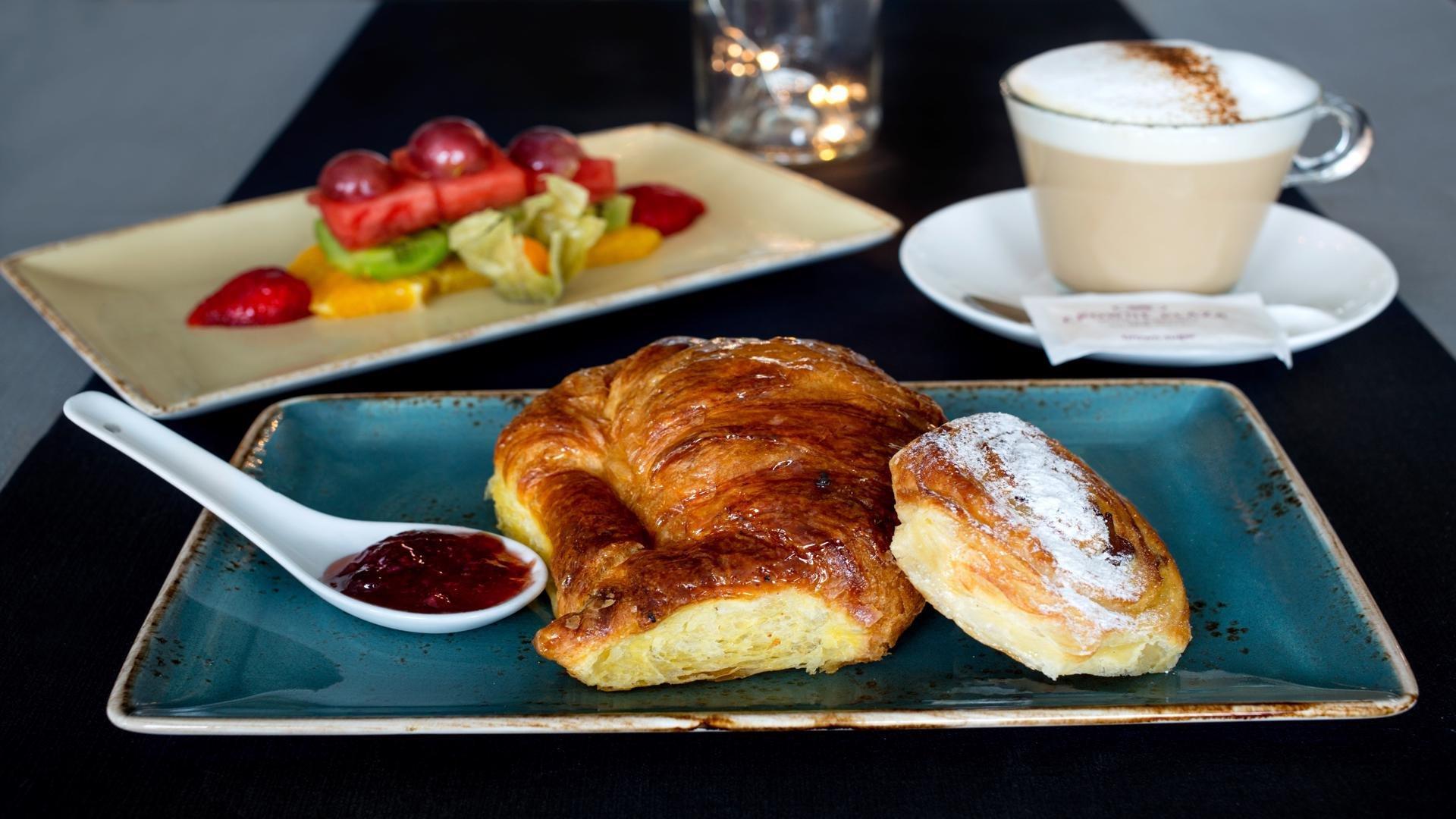 Hotel Crowne Plaza Madrid Airport Luaran gambar