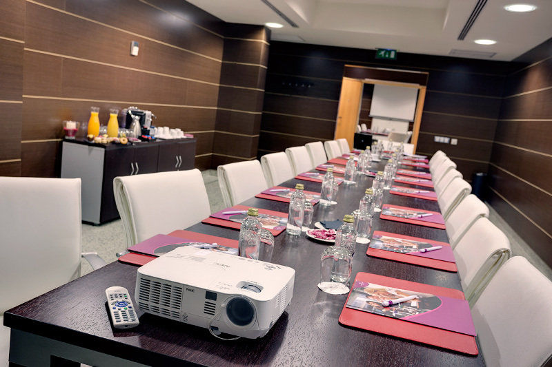 Hotel Crowne Plaza Madrid Airport Luaran gambar