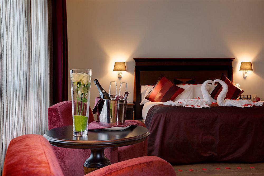 Hotel Crowne Plaza Madrid Airport Luaran gambar